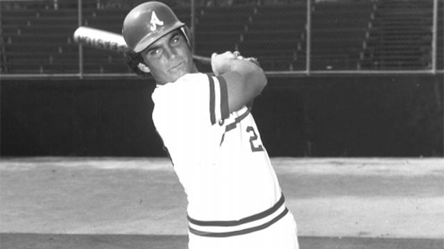 Ronn Reynolds was an All-American catcher for Arkansas baseball.