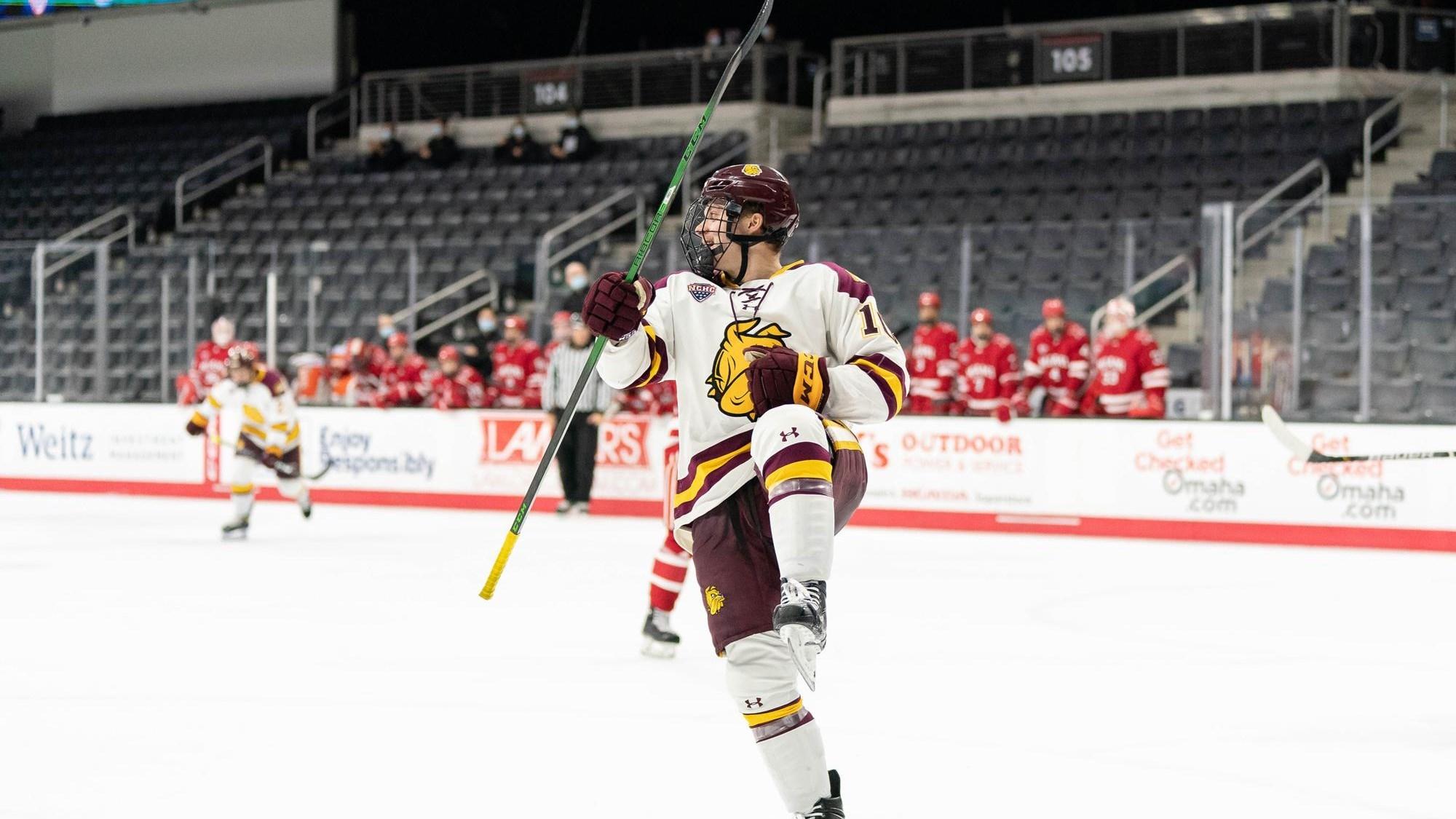 Minnesota Duluth projects to be a strong tournament contender this spring.