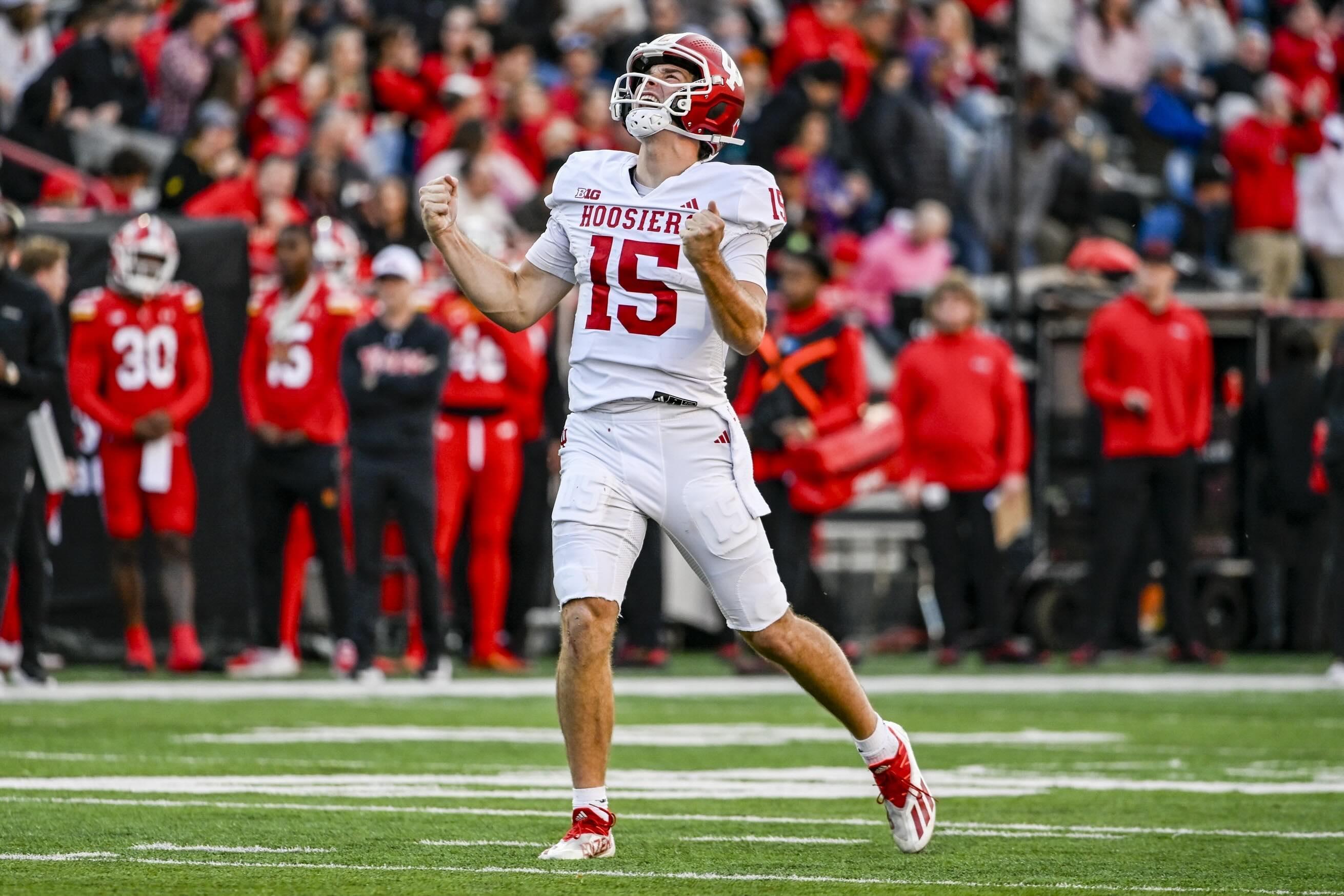 Indiana QB Fernando Mendoza is a 2025 Heisman Trophy finalist